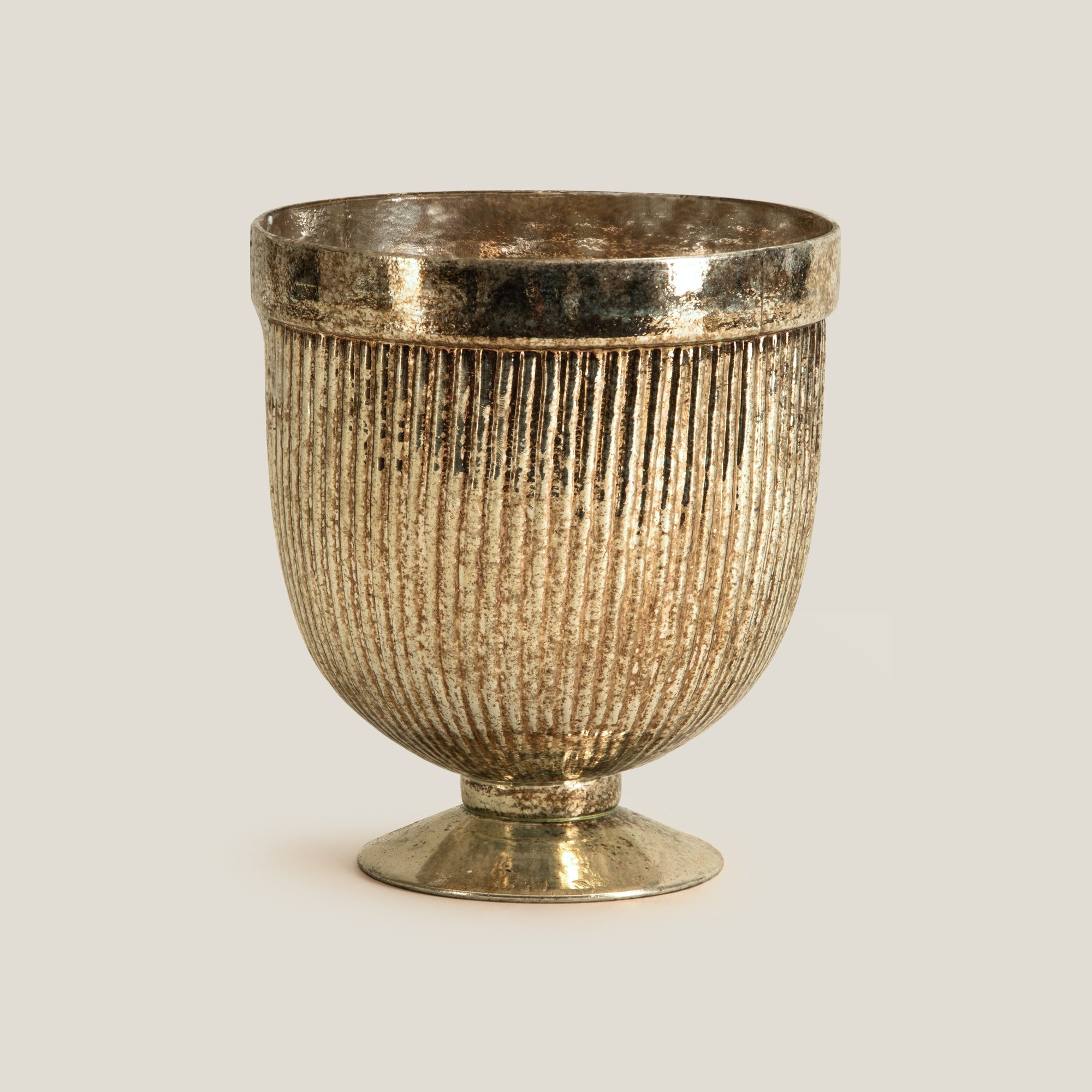 Cecil Antique Gold Hurricane